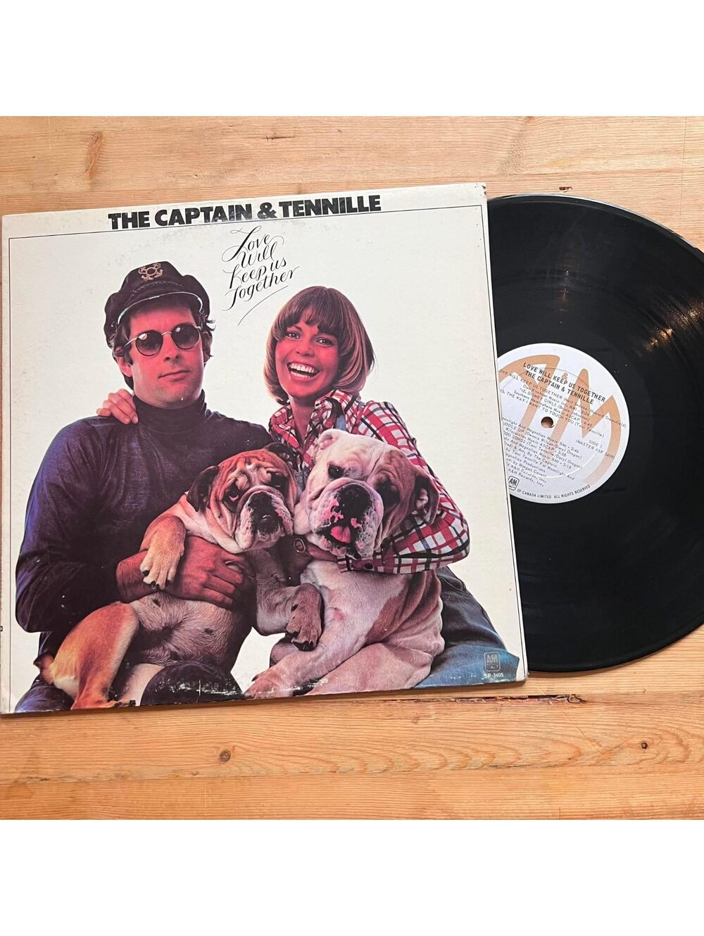The Captain & Tennille - Love will keep us Together 33rpm VG+ VR02